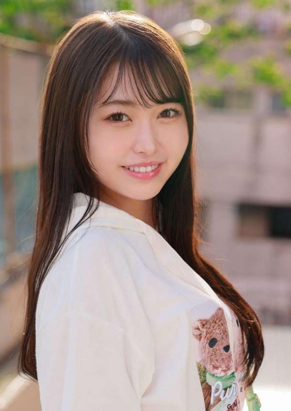 Hinako Seto (瀬戸ひなこ) Profile Photo